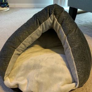 Cat bed